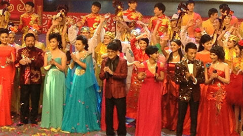 天南地北过大年