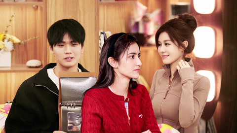 恋爱兄妹 第2期小屋纯享：哈利欣欣厨房暧昧 北电美女开盲盒约会