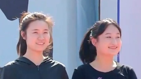 男生女生向前冲 2024 快乐时刻不说烦恼，把不开心统统都“跑”掉！