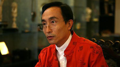 可凡倾听 巩汉林靠才华征服妻子 为爱人亲自量体裁衣