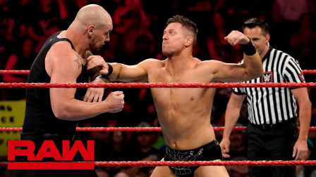 WWE RAW 2019 【RAW 08/26】独狼居然弹开了米兹的碎骨终结