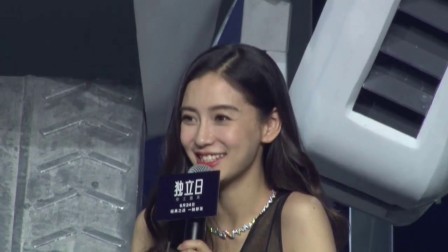 嘻嘻娱乐 2017 11月 偶遇吴秀波Angelababy上海拍戏 好想把baby的裤子缝起来 171123