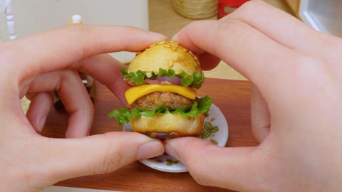 豪华培根牛肉汉堡