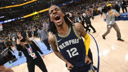NBA热辣资讯 勇士VS灰熊G2裁判报告：漏吹莫兰特最后时刻突破起步前翻腕