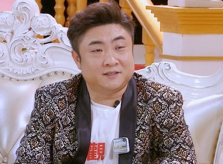 马丽乔杉上演“妻子的秘密”