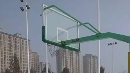 好期待夏天的到来 痛快地打一场篮球