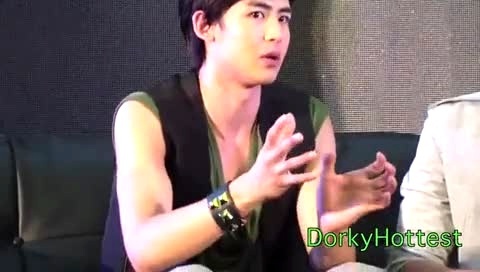 2PM Ratree Samosorn采访录制 Nichkhun Part 2 饭拍版 12/01/24-2PM