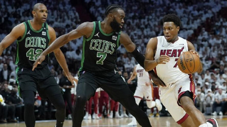 2021-2022赛季NBA集锦 塔图姆22+12+9巴特勒手冷13分，绿军灭热火夺天王山