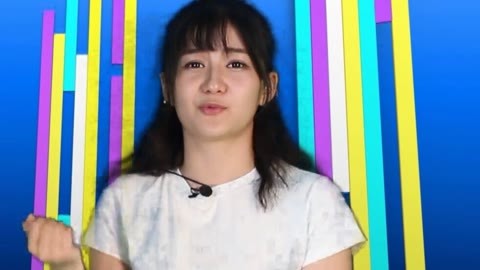 路边社 美女用洪荒之力在花钱