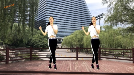 蓝莓思洁广场舞 时尚广场舞《大漠孤烟》青春步伐 活力无限