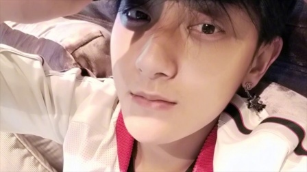 土豆娱乐快报 2018 1月 黄子韬吐糟压力大 张艺兴拒回应 180127