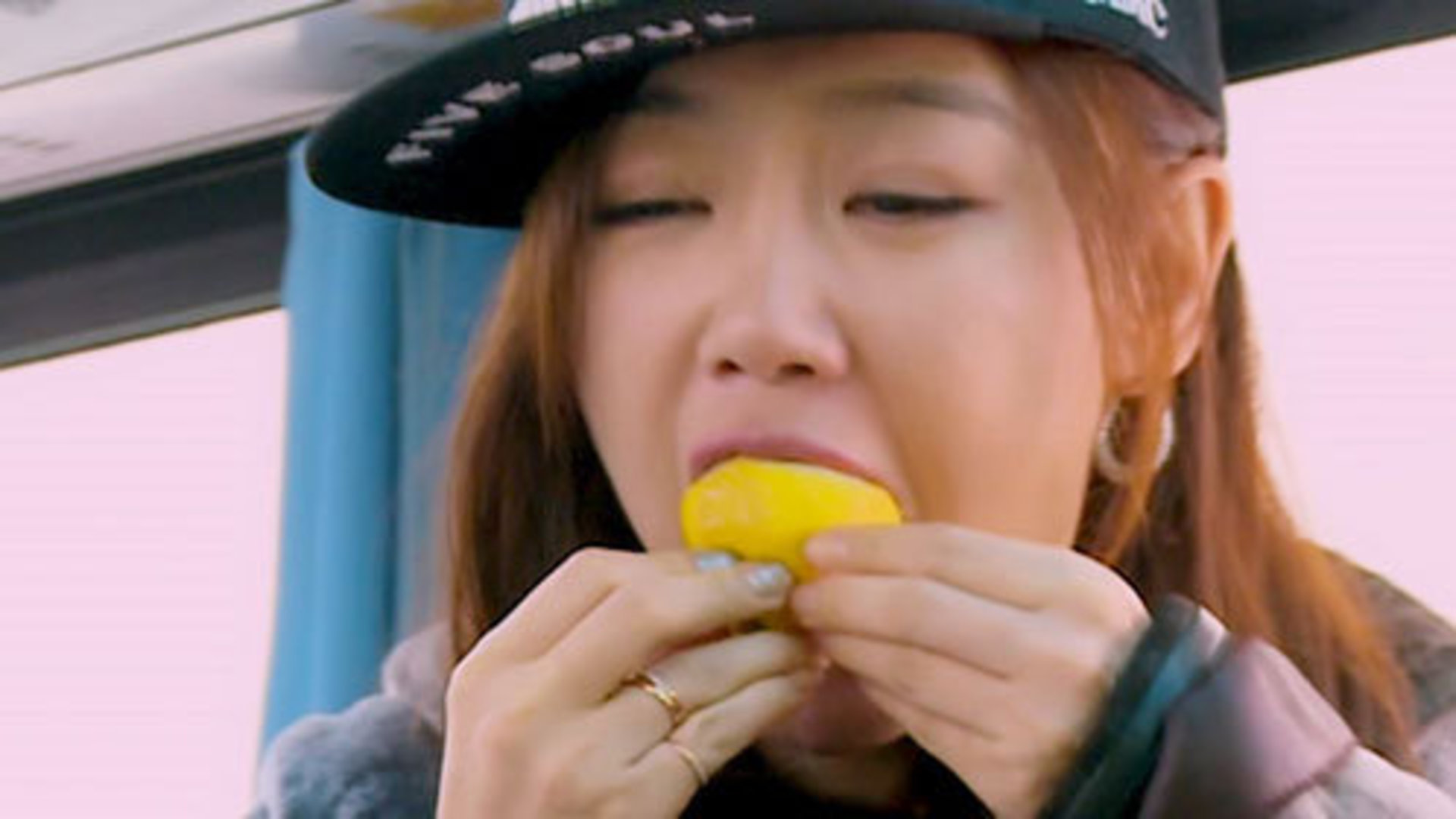 第11期：薛佳凝女汉子附体吃囫囵柠檬不皱眉