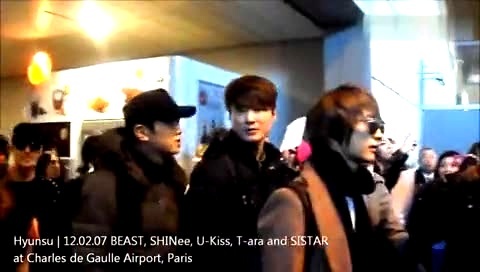 IU kiss&cry 法国巴黎戴高乐机场接机 饭拍 12/02/07-SHINee U-Kiss (UKiss)T-ara (Tara，Tiara)BEAST (B2ST)