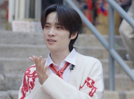 井胧开启香港年味探寻之旅