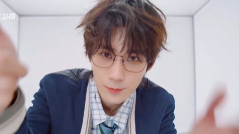奔跑吧第9季 第1期下集彩蛋：范丞丞孟子义艰难学手势舞 张真源轻松拿捏镜头感