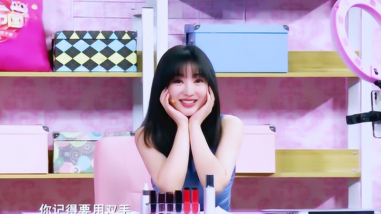 柳岩宋小宝开始直播，互相干扰爆笑互怼