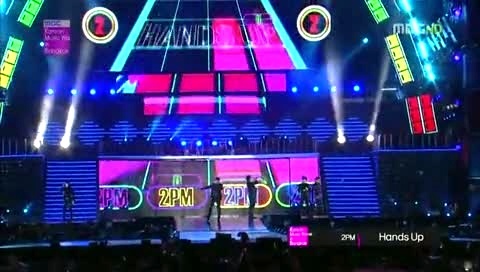 2PM Intro & Heartbeat & Hands Up 2012曼谷韩流演唱会 现场版-2PM