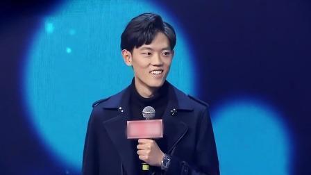 非诚勿扰 足球裁判飙歌严重跑调