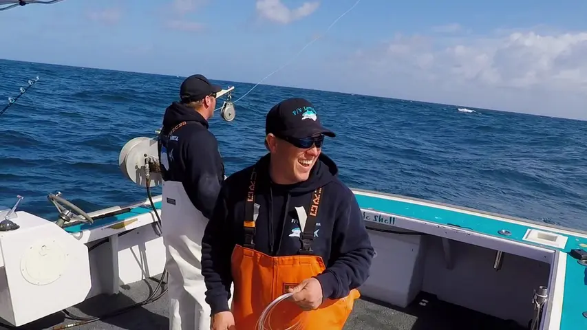 《捕鱼生死斗：外滩群岛第四季》第1集