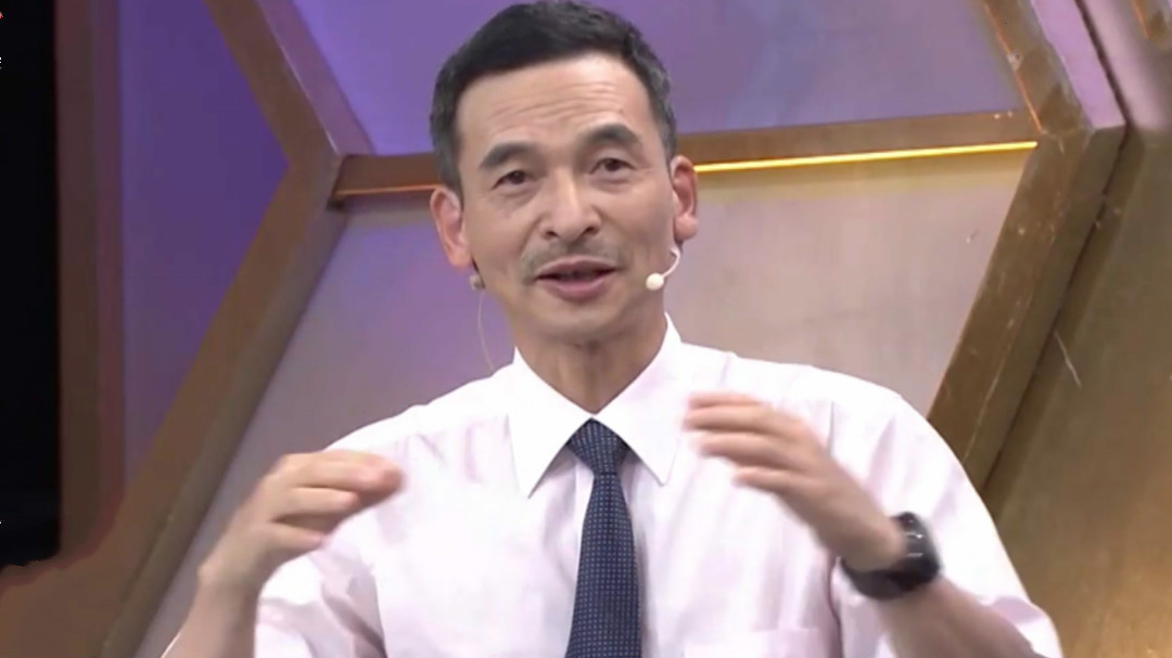 X诊所. 令人闻风丧胆的“百宝袋”