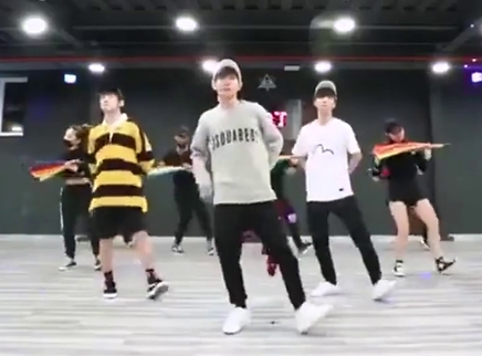 音乐集装箱 TFBOYS的《躲猫猫》练习室版