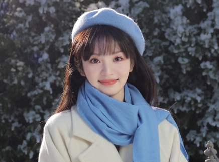 芒果捞星闻 2023 田曦薇雪中撑伞照曝光