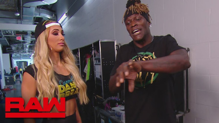 WWE RAW 2019 【RAW 07/08】卡梅拉帮着二柱子一起翻箱倒柜，寻找他失去的心肝宝贝