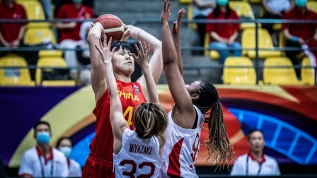 中国女篮5分惜败获亚军，日本女篮亚洲杯五连冠