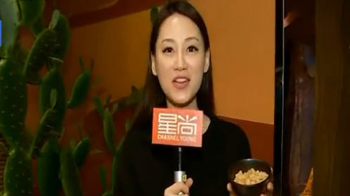 人气美食 粒粒金黄“猪油渣”一碗菜饭忆童年！