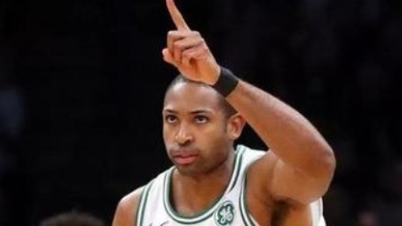NBA流言收割机 曝霍弗德与76人达成4年1.09亿协议