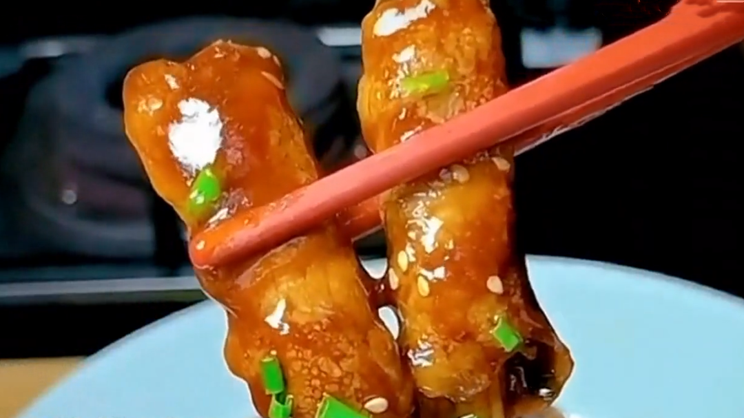 人气美食 金针菇肥牛卷 汤汁浓郁下饭绝配