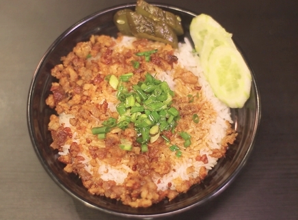 觅食迹 月售上万份的猪油拌饭
