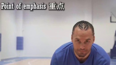 探索阶段排列成队运球训练