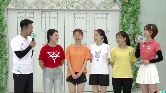 男生女生向前冲 第十一季 化妆师集结闯关为女生队拔得头筹