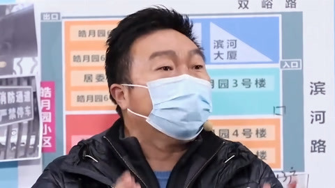 向前一步 小区车位紧缺通行拥堵 修造隔音棚引来不同意见