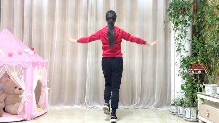 一曲DJ《听心》节奏轻快，广场舞简单大方