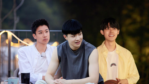 喜欢你我也是第5季 第3期加更 杰哥小庄上演“燃冬2.0” 恋综厨子赵泽收获满满好评