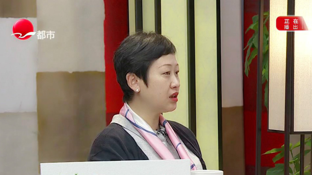 亲生父母给女儿留下的阴影？