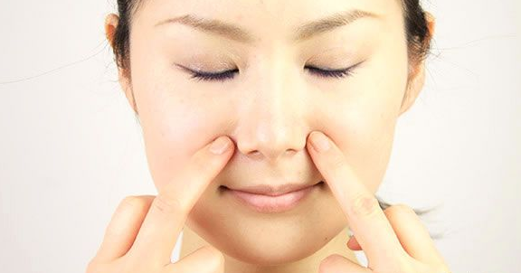 按摩迎香穴治疗感冒鼻塞具体方法