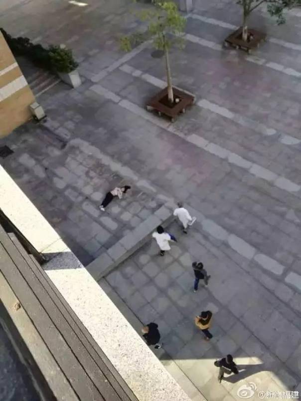 福大一大四女生教学楼坠亡!警方已介入