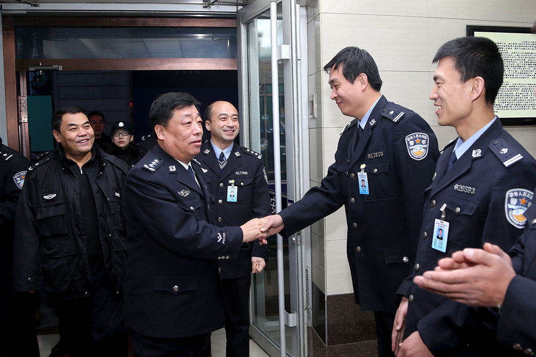 哈尔滨市公安局2017年公开招聘500名公安交通辅警公告