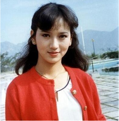 赵雅芝18岁的样子图片