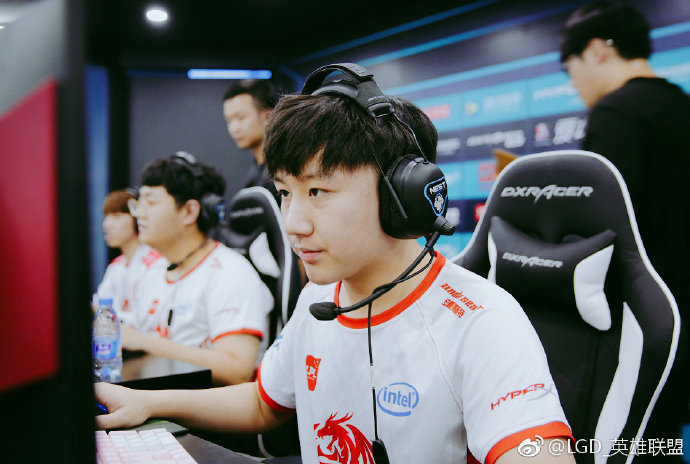 玩加专访yuuki新赛季的目标不止是季后赛我们要更好