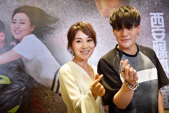 电影《美容针》今日公映 闫妮杜天皓爆笑"尬爱"