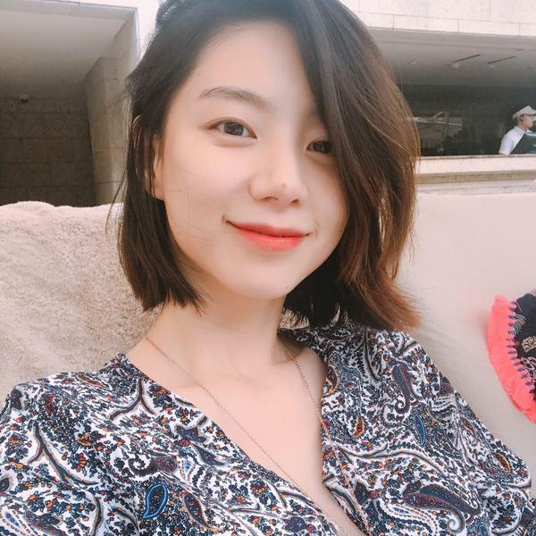 裴勇俊娇妻朴秀珍涉嫌搞特权害死人?17岁出道,30岁嫁人