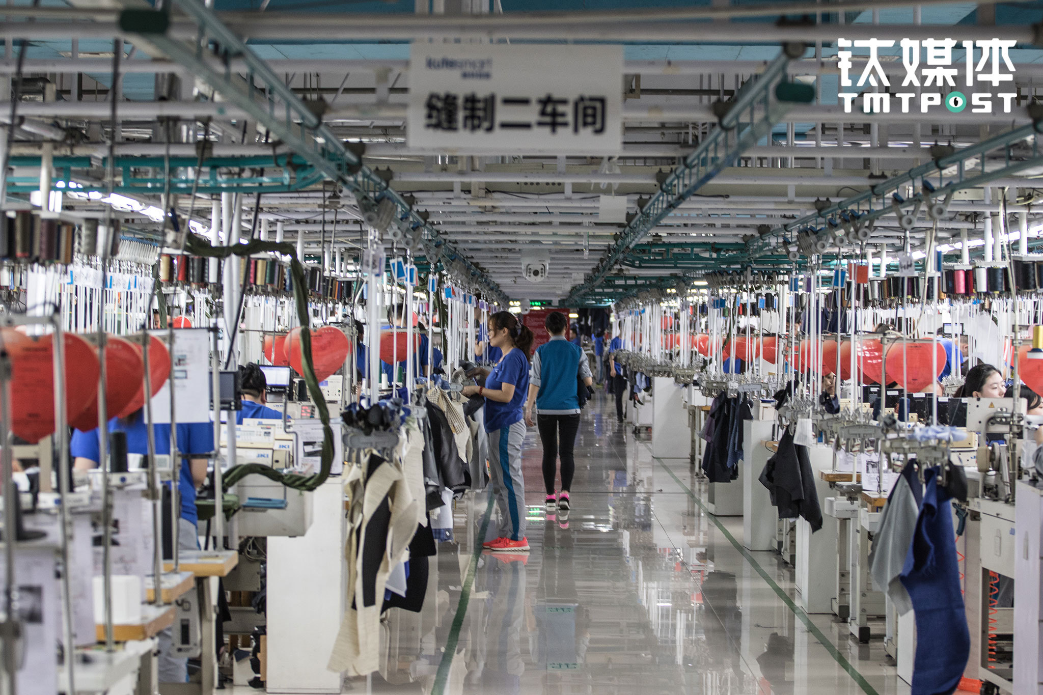 北京服装代工厂图片