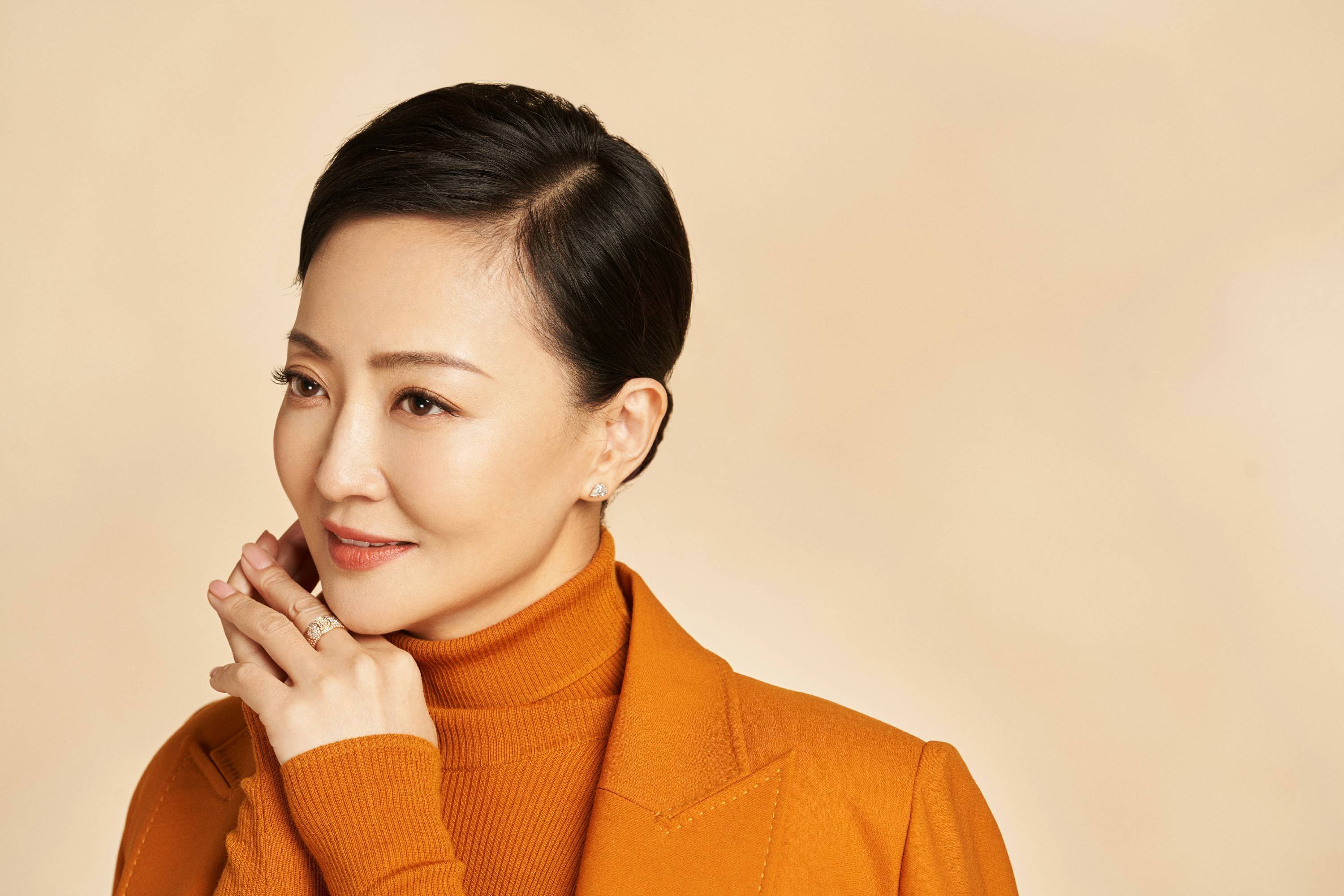 演员原华助力家乡电影表演诗朗诵展现新时代女性面貌